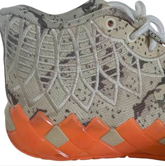 PUMA LaMELO Ball MB.01 Digital Camo Khaki Orange Big kid 5.5 Shoes - Picture 9 of 11